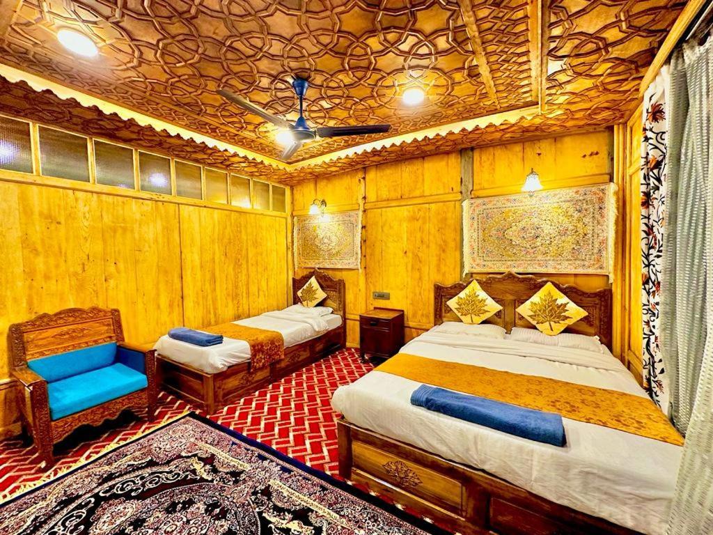 Hotel New Zealand Group Of Houseboats Srīnagar Exteriér fotografie
