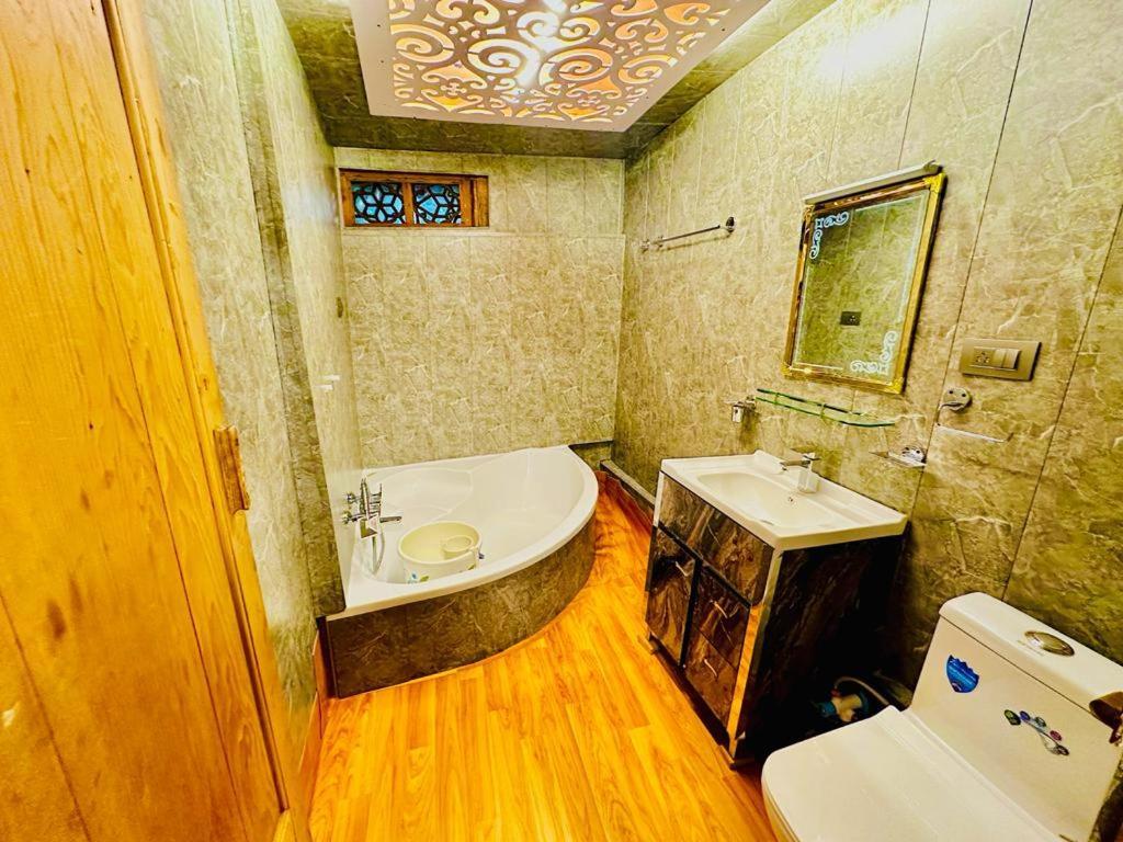 Hotel New Zealand Group Of Houseboats Srīnagar Exteriér fotografie